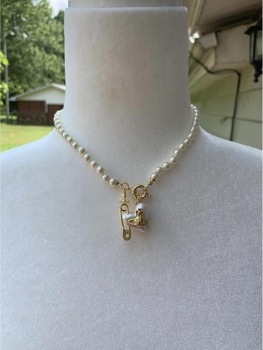 Vivienne Westwood Pearl Pin Heart Necklace Gold Punk Pendant orb White Choker NW